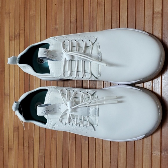 Clove Classic Core Women's Brilliant White Nursing Shoes, Various Size - Picture 2 of 7